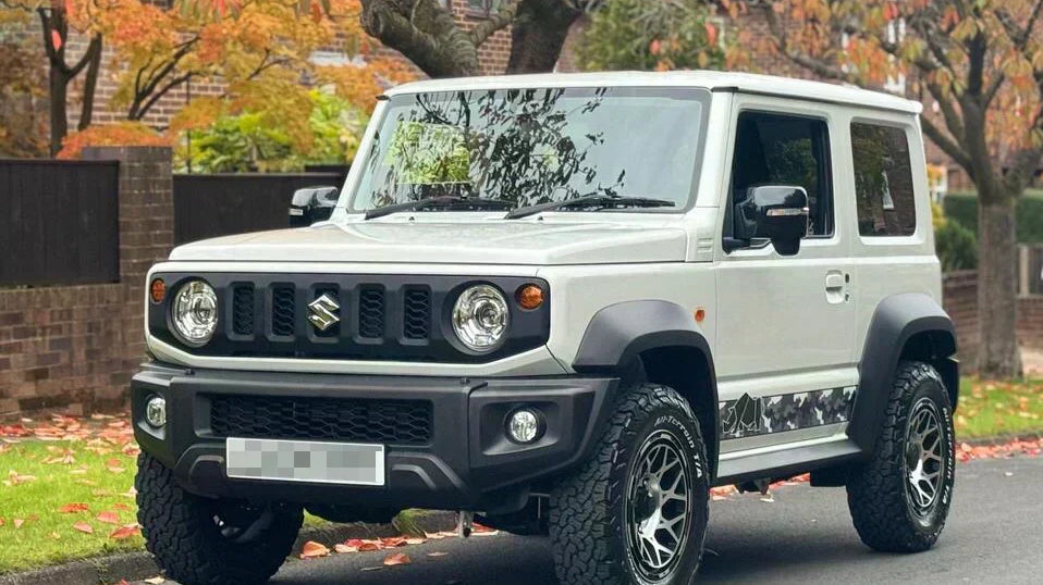 Suzuki Jimny (2018+) with Magpie M-01 wheels in the Satin Black with Machined Face variant, BF Goodrich KO3 tyres and Front Runner Rear Ladder.