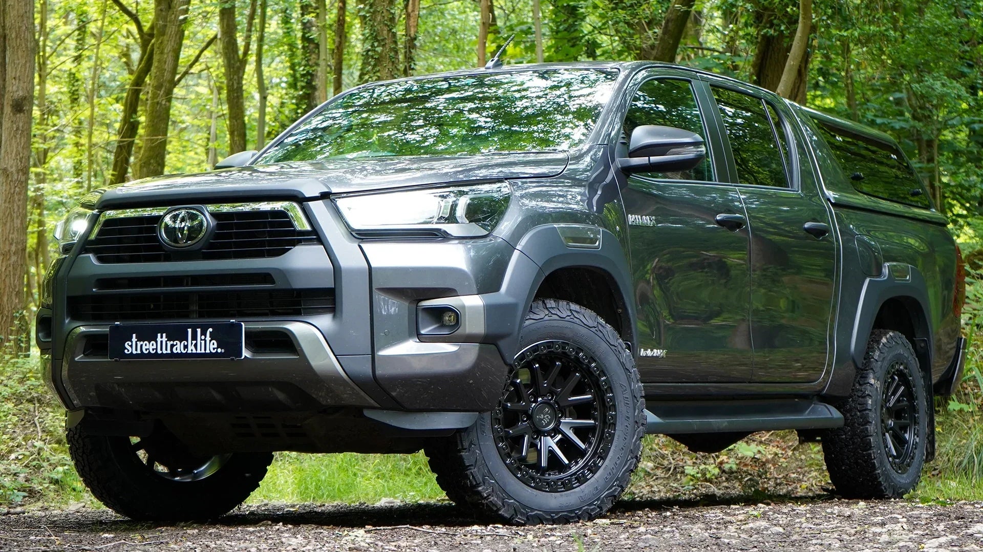 Fitting Magpie M-02 Wheels to a Toyota Hilux