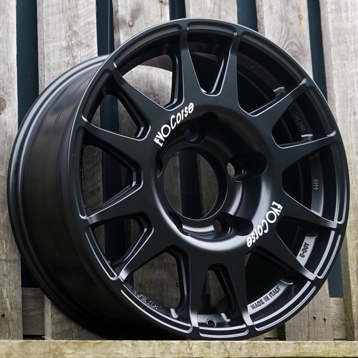 EVO Corse DakarZero 18" Wheel Package for Land Rover Defender Classic