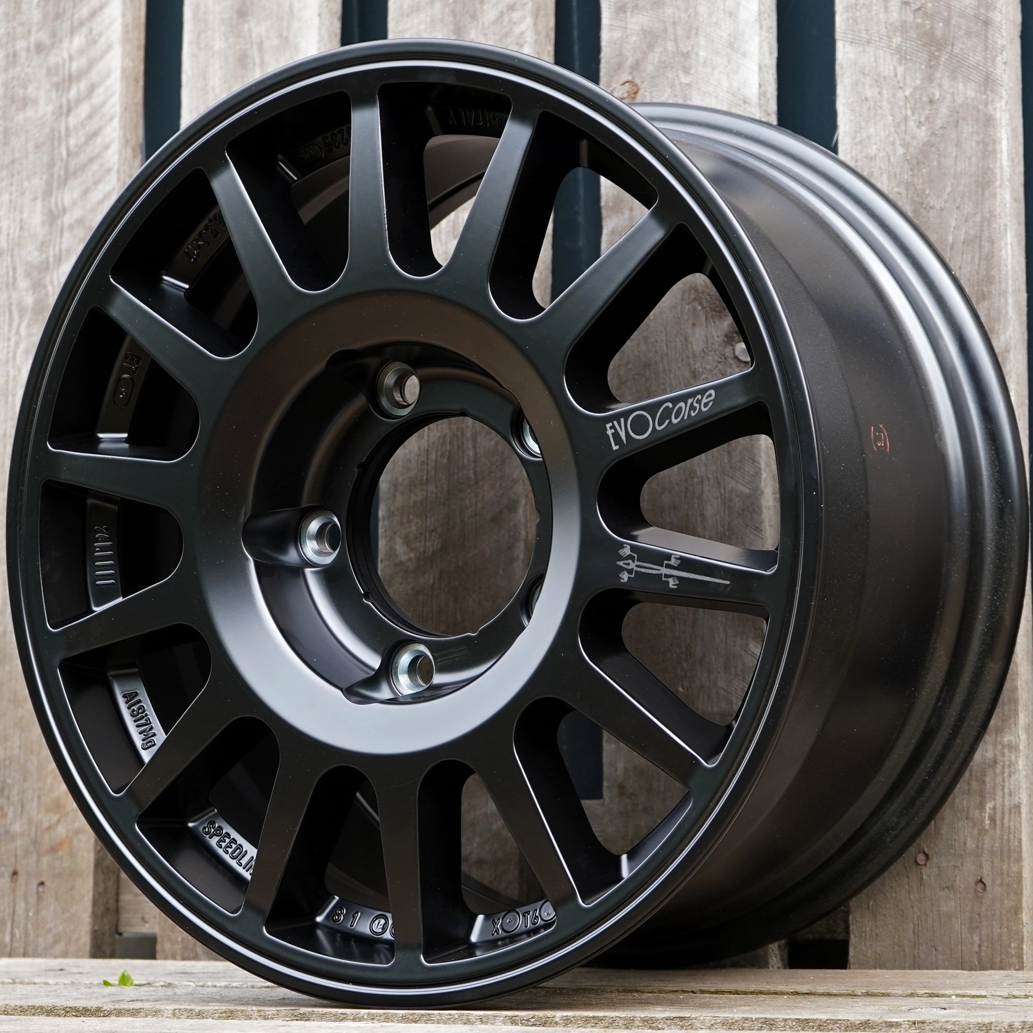 EVO Corse Nazca 17" Wheel Package for Toyota Land Cruiser 100 (1999+)
