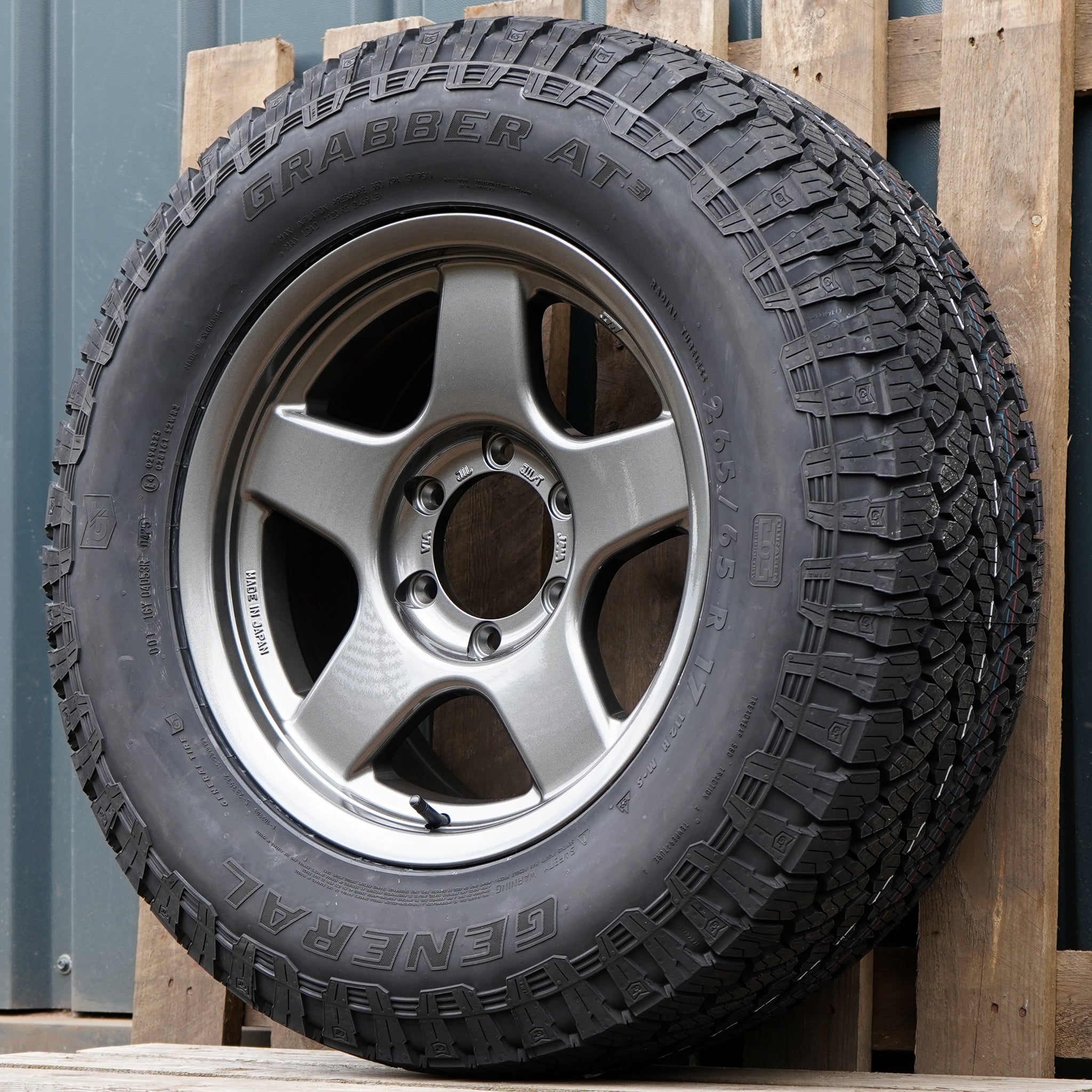 BRADLEY V 17" Wheel & Tyre Package for Toyota Land Cruiser Prado 150 (2010+)