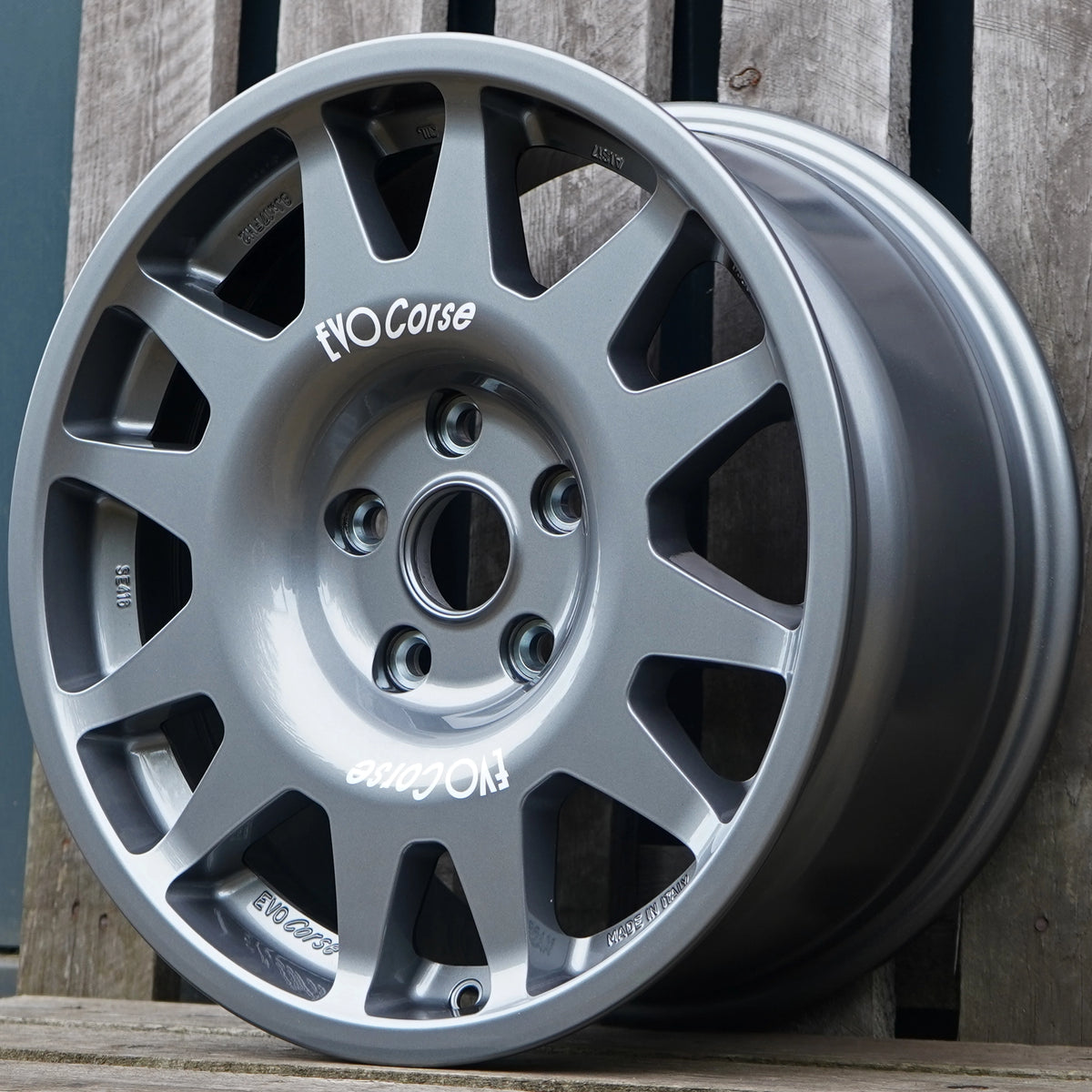 EVO Corse DakarZero 17" Wheel Package for Volkswagen Transporter T6 (2015+)